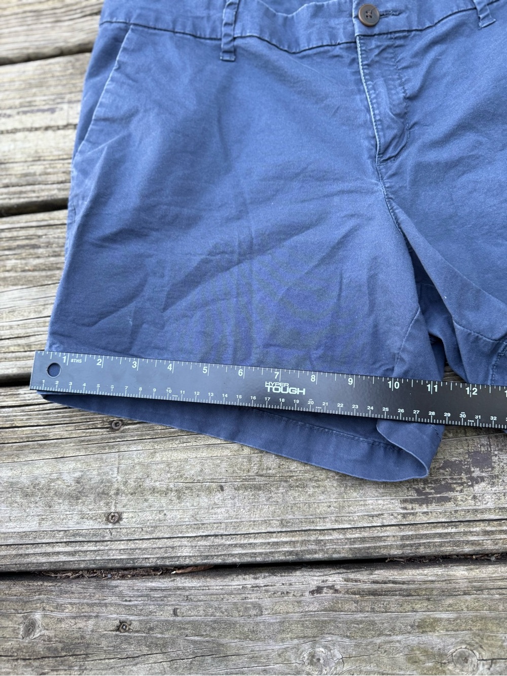 Old Navy Women's 12 Navy Blue Bermuda Shorts Blue - Picture 5 of 9